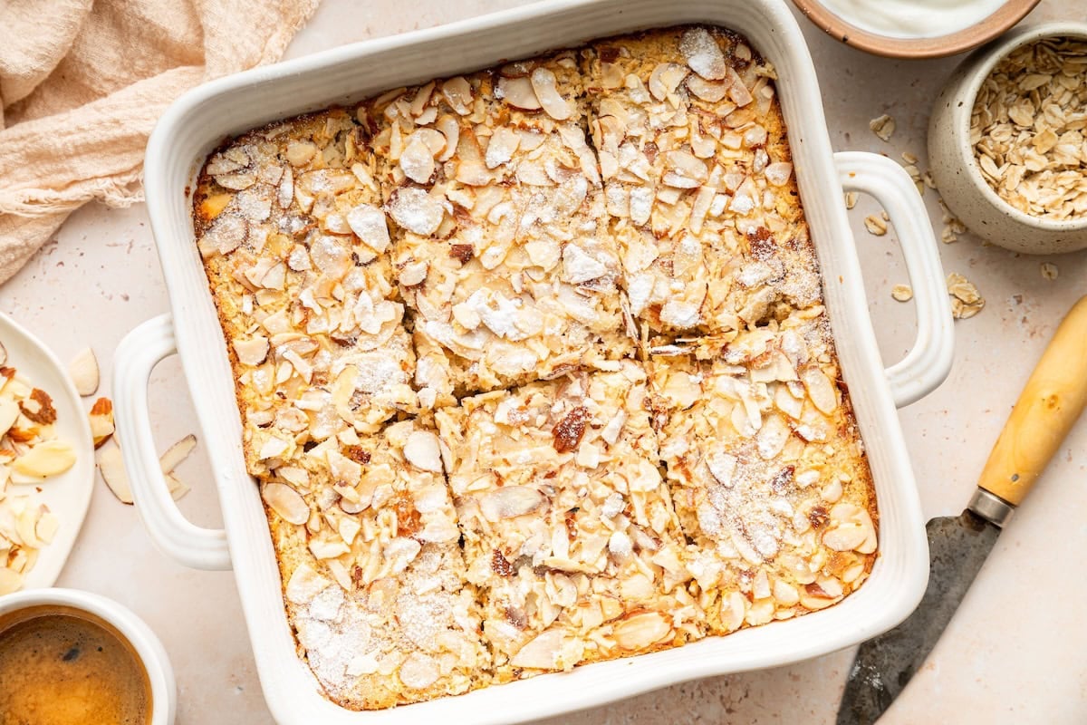 Almond Croissant Baked Oatmeal – Eating Bird Food
