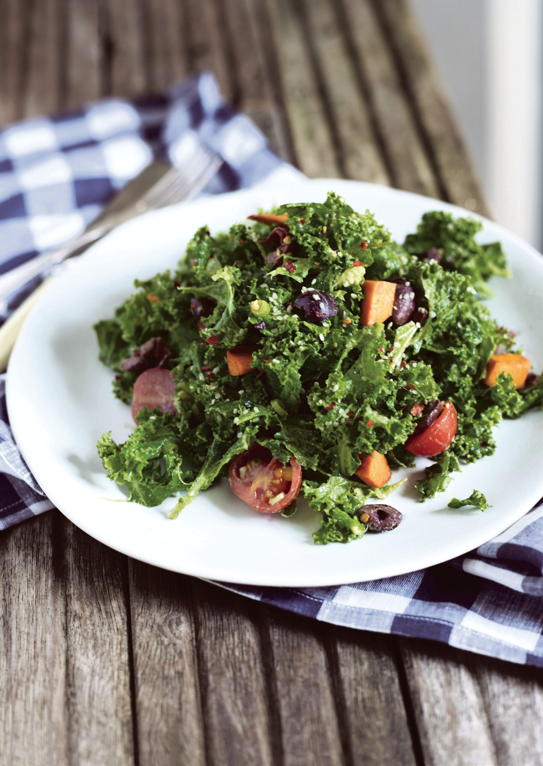 How Summer Nutrition Shapes Skin From the Inside Out