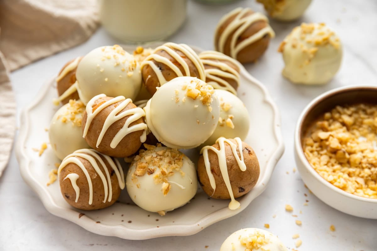Carrot Cake Protein Balls (Easy No Bake Snack)