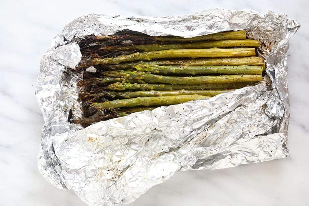 Grilled Asparagus in Foil (15-Minute Foolproof Method)