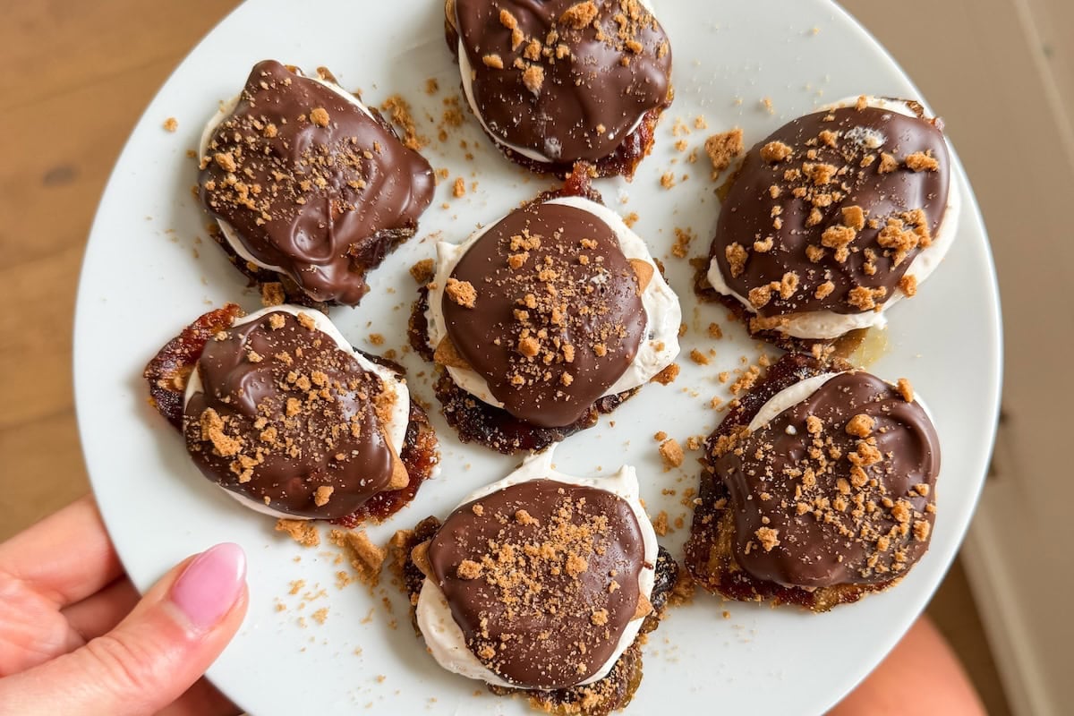 Viral Smashed Date S’mores – Eating Bird Food